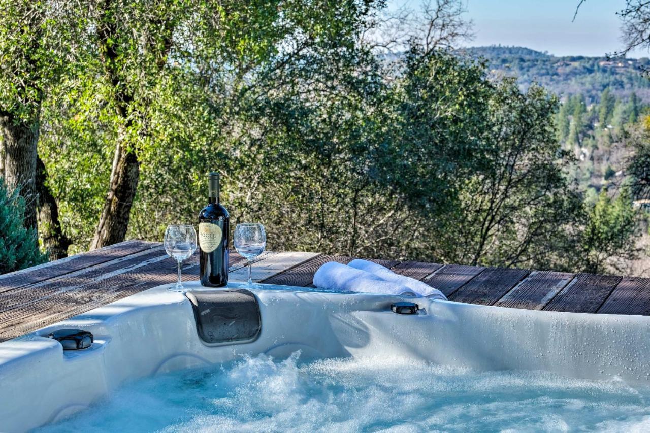 Peaceful Columbia Retreat With Hot Tub And Mtn Views! Villa Kültér fotó